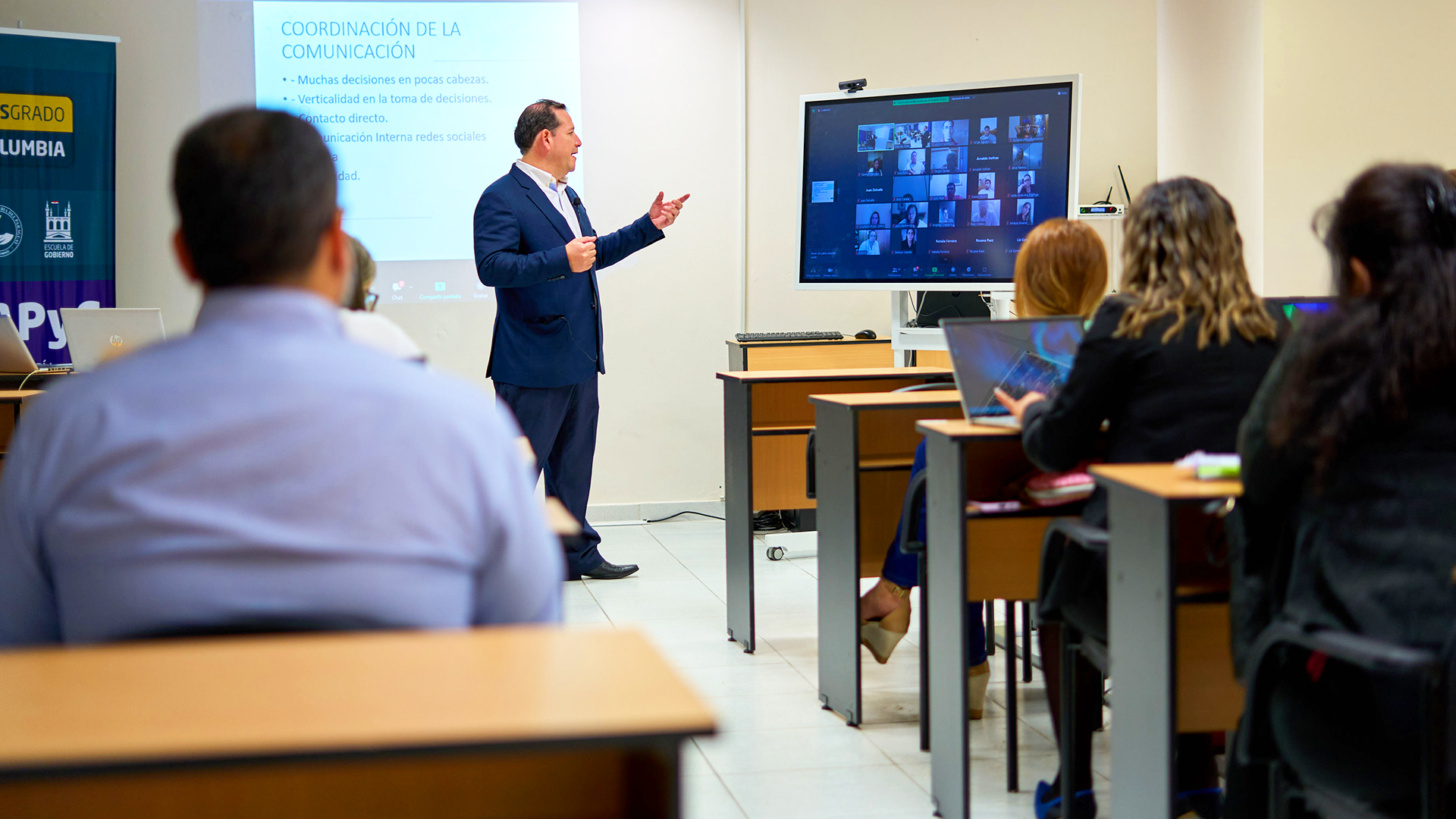 Comprometidos con la excelencia académica